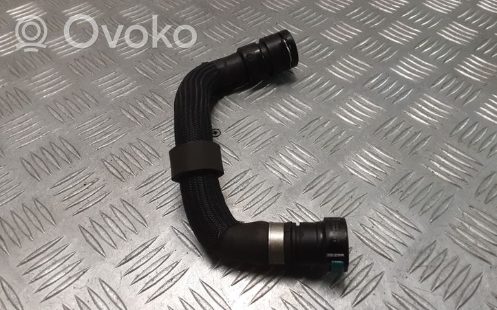 Land Rover Evoque I Tubo flessibile del liquido di raffreddamento del motore GJ328B160AA