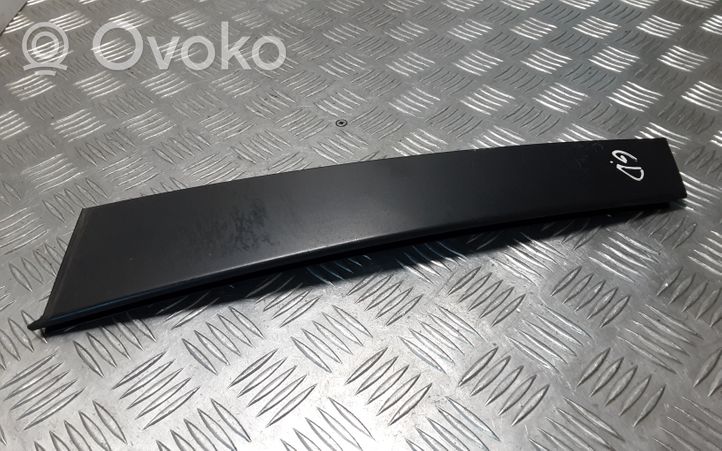 Volvo S40 Rivestimento modanatura del vetro della portiera posteriore 08622654