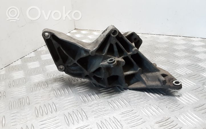 Land Rover Discovery 3 - LR3 Soporte del alternador 4H2Q10239EB