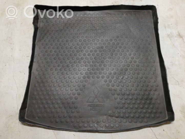 Mitsubishi Outlander Tapis en caoutchouc MZ314878