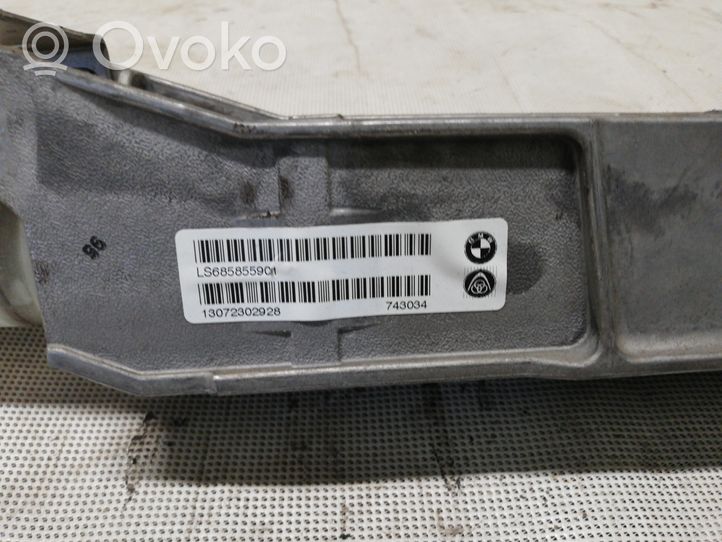 BMW 3 F30 F35 F31 Vairo rato ašis 743034