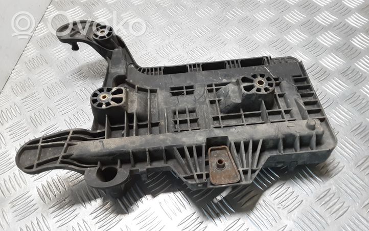 Seat Altea Półka akumulatora 1K0915333C