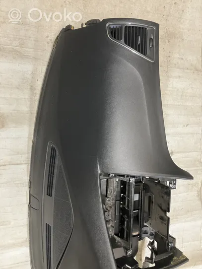 Renault Latitude (L70) Panel de instrumentos 681000072R