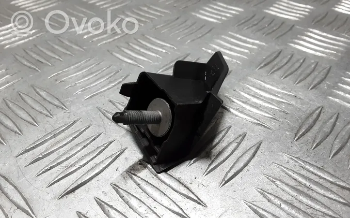 Audi A4 S4 B9 Kita variklio skyriaus detalė 8W0821232A