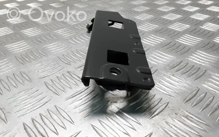 Audi A4 S4 B9 Kita bagažinės apdailos detalė 8W9813982