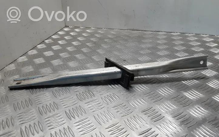 Audi A4 S4 B9 Kita variklio skyriaus detalė 8W0805646