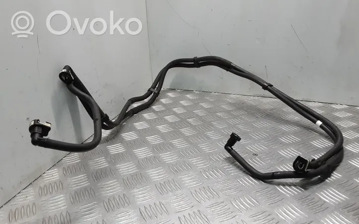 Volvo V40 Tuyau d'alimentation conduite de carburant 31372960