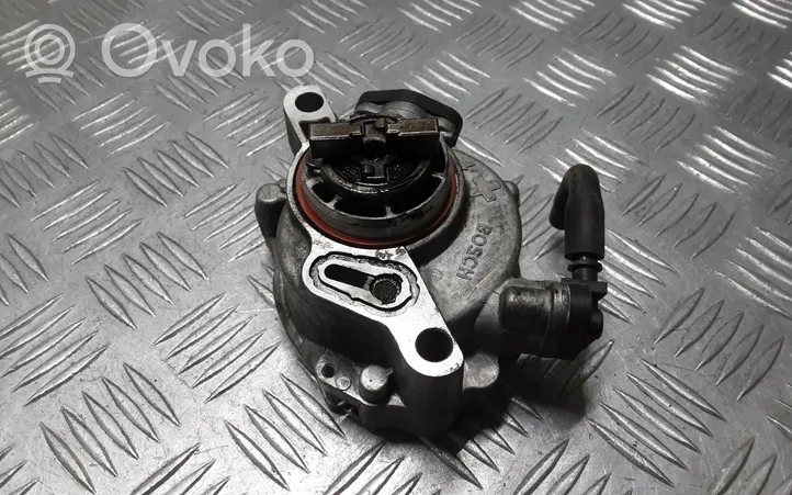 Volvo V40 Alipainepumppu 9804021880