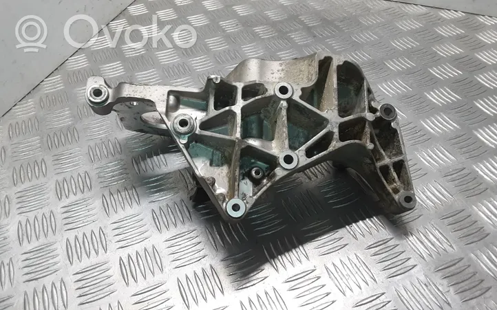 Volvo V40 Halterung Kraftstoffpumpe 31480996