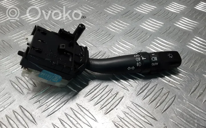 Toyota Avensis T250 Leva indicatori 8414G05140