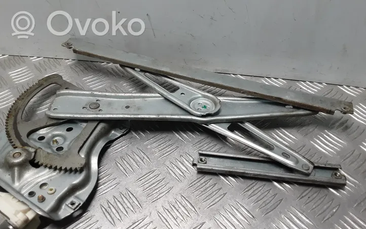 Toyota Avensis T250 Alzacristalli della portiera anteriore con motorino 6981005050