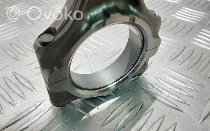 Toyota Yaris XP210 Connecting rod/conrod XM15A