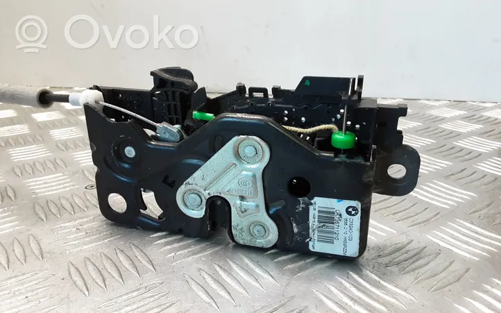 BMW X1 F48 F49 Siłownik elektryczny podnoszenia klapy tylnej / bagażnika 7357112