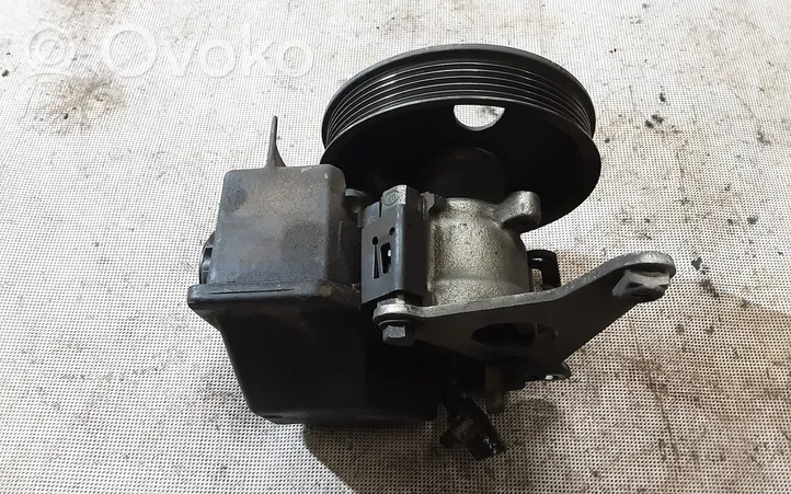 Volvo 850 Power steering pump 