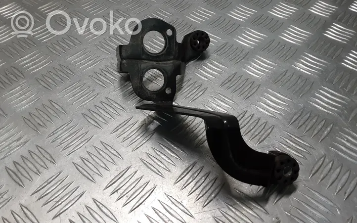 BMW 3 F30 F35 F31 ABS bloka turētājs 34516798904