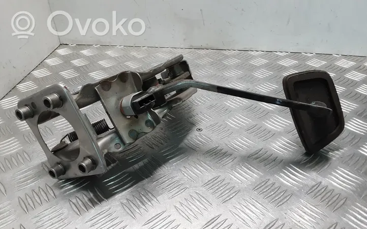 Toyota Land Cruiser (J150) Pedal de freno 4712150020