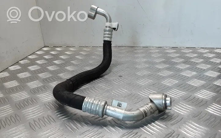 BMW X1 F48 F49 Ilmastointilaitteen putki (A/C) 9209723