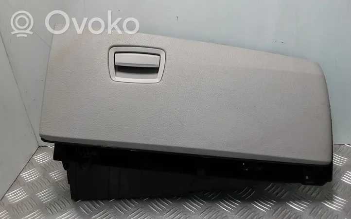 BMW 7 F01 F02 F03 F04 Daiktadėžės (bordačioko) komplektas 9112164