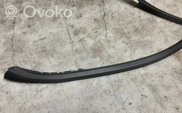 BMW 7 F01 F02 F03 F04 Priekšpusē durvju dekoratīvā apdare (moldings) 7177625