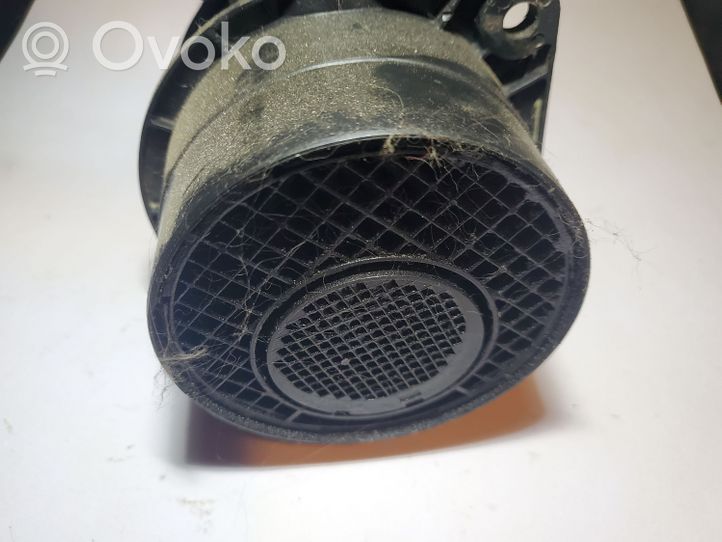 Volkswagen PASSAT B5.5 Mass air flow meter 074906461B