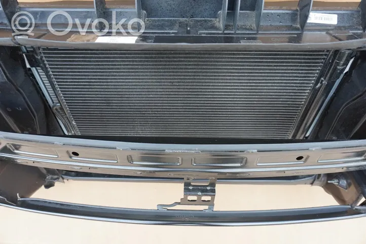 Audi S5 Facelift Панель радиаторов (телевизор) 81A805594