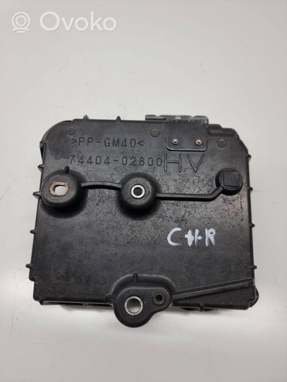 Toyota C-HR Boîte de batterie 7440402800