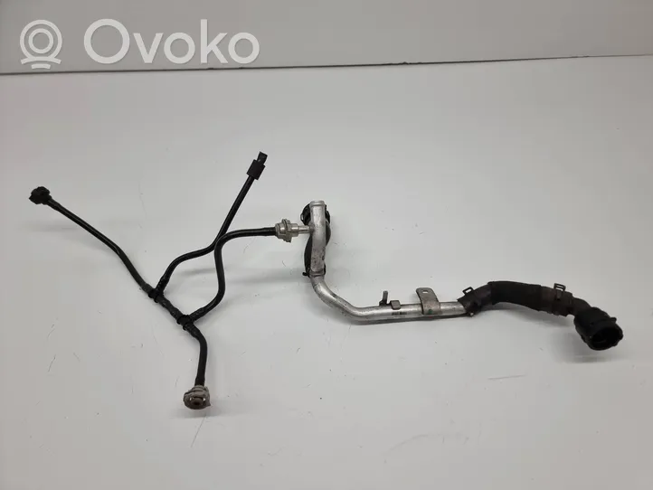 Audi S5 Tuyau de liquide de refroidissement moteur S0100281