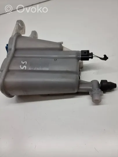 Audi S5 Vase d'expansion / réservoir de liquide de refroidissement 8K0121405N