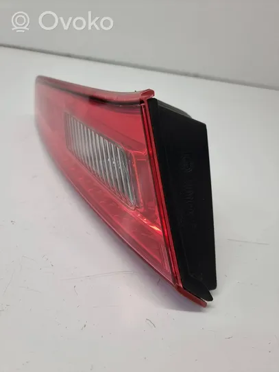 Alfa Romeo Giulietta Lampy tylnej klapy bagażnika 50513401