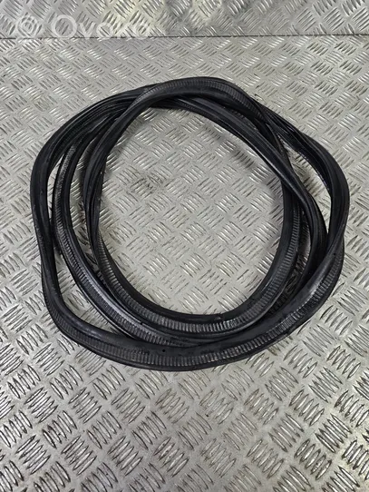 Audi Q7 4M Trunk rubber seal (body) 4M0827705