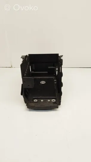 Land Rover Evoque II Vassoio scatola della batteria K8D210723A