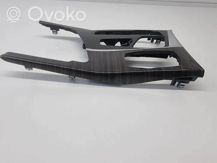 BMW 5 G30 G31 Rivestimento in plastica cornice della leva del cambio 9370802