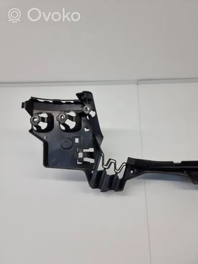 BMW 5 G30 G31 Staffa di rinforzo montaggio del paraurti posteriore 7387313