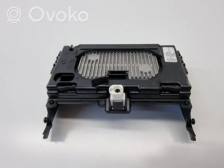 BMW 5 G30 G31 Moduł ładowania bezprzewodowego 83145001