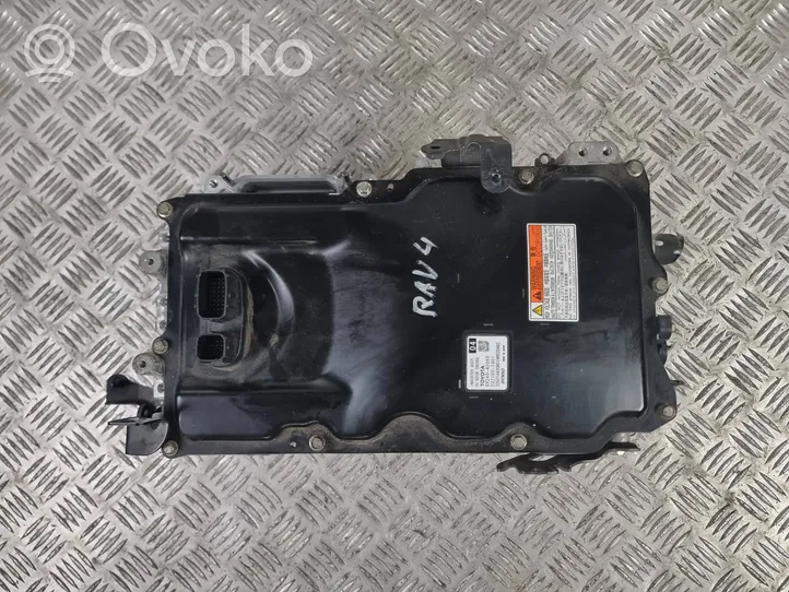 Toyota RAV 4 (XA50) Convertisseur / inversion de tension inverseur G92A042060