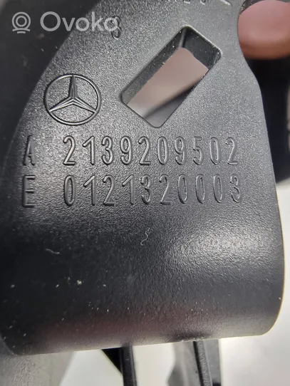 Mercedes-Benz E W238 Abdeckung Isofix Kindersicherung A2139209502