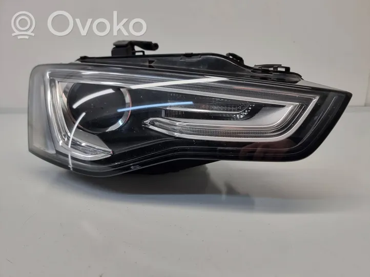 Audi S5 Lampa przednia 8T0941006D