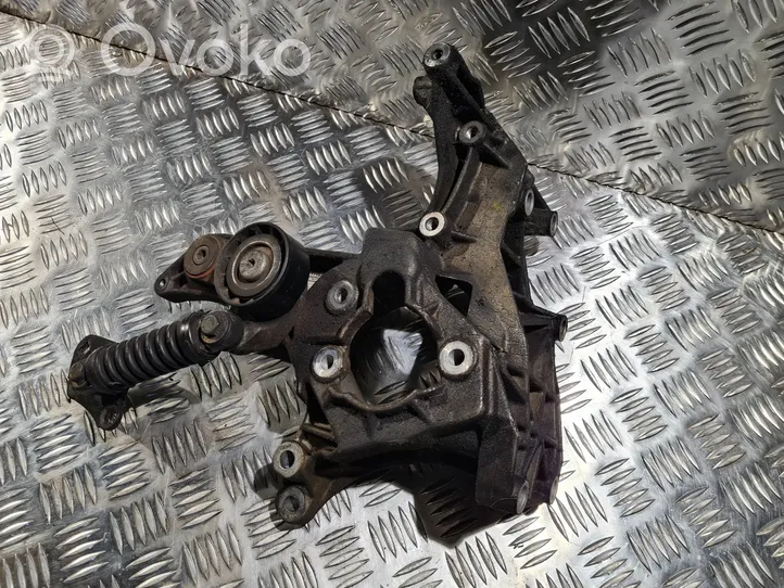 Renault Megane I Generator/alternator bracket 