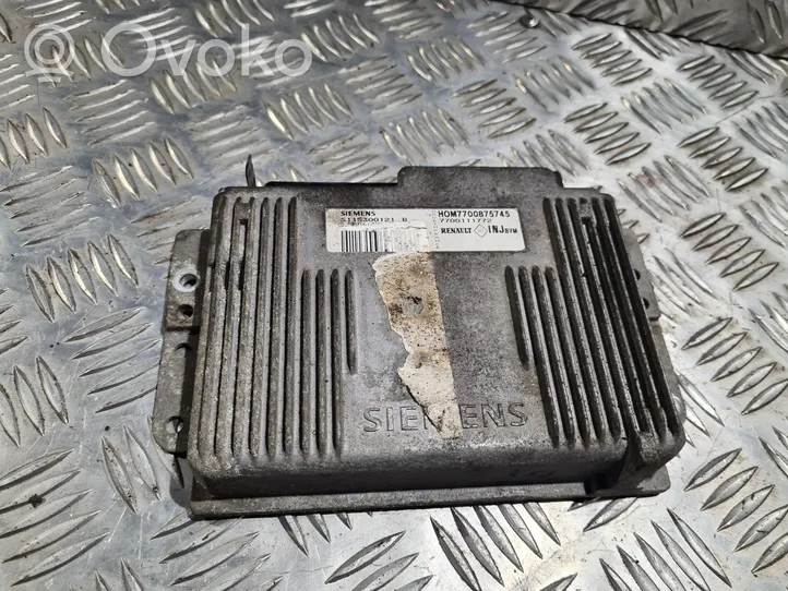 Renault Megane I Sterownik / Moduł ECU HOM7700875745