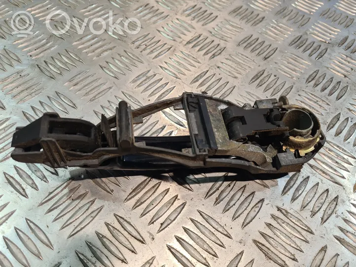 Volkswagen PASSAT B5 Etuoven ulkokahva 3B0837885