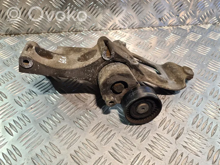 Renault Clio II Generator/alternator bracket 8200043635