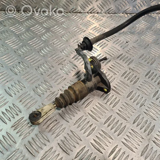 Volkswagen PASSAT B5 Clutch slave cylinder 8E1721401