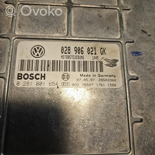 Volkswagen PASSAT B5 Moottorin ohjainlaite/moduuli 028906021GK