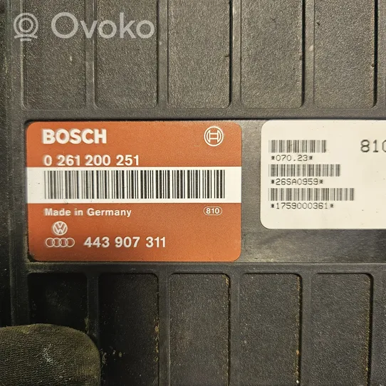 Audi 80 90 B3 Sterownik / Moduł ECU 0261200251