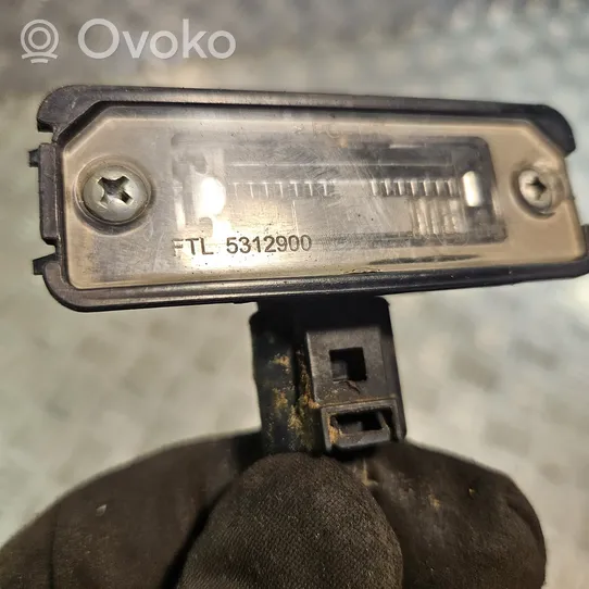 Volkswagen Golf IV Lampa oświetlenia tylnej tablicy rejestracyjnej 