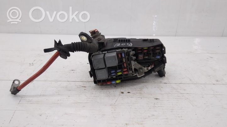 Volvo XC70 Skrzynka bezpieczników / Komplet 6G9T14A076MB