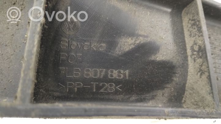 Volkswagen Touareg I Takapuskurin kannake 7L6807861