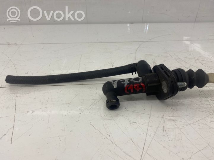 Volvo XC70 Główny cylinder sprzęgła 30656258