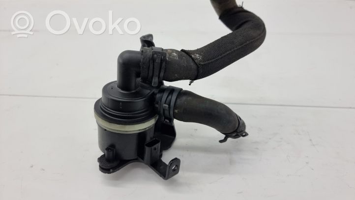 Audi A4 S4 B8 8K Pompe à eau de liquide de refroidissement 03L121093F