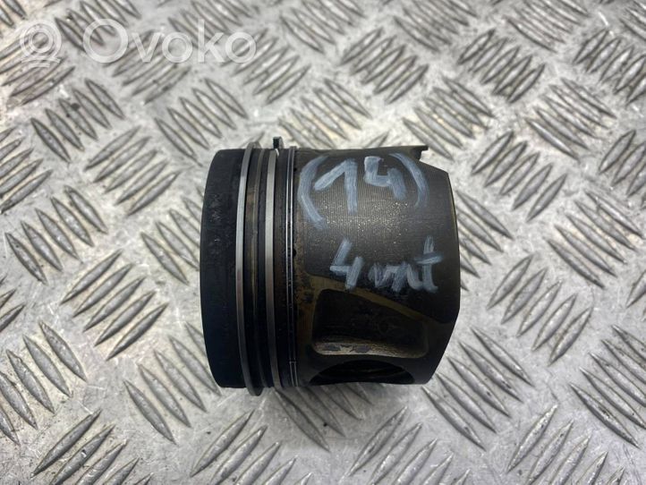 Mercedes-Benz ML W164 Piston 8370B